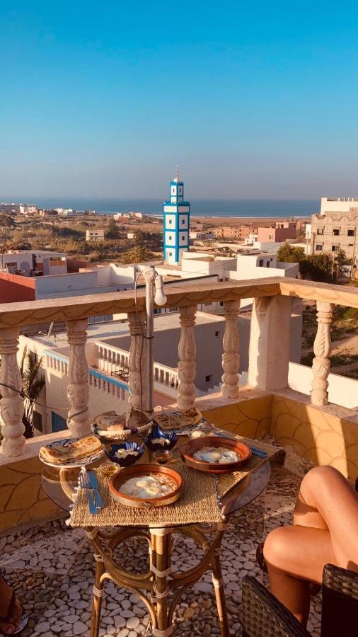 Psycho Surf Camp Bed and Breakfast Taghazout Exterior foto